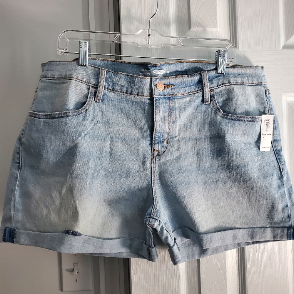 Old Navy jean shorts, size 16. Brand new with tags